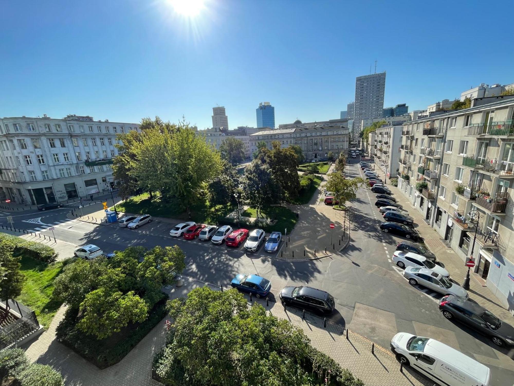 Pl. Dabrowskiego 12 By Homeprime Варшава Экстерьер фото